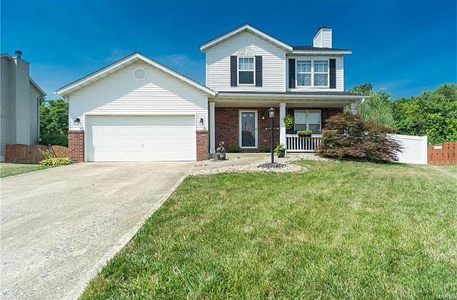 1st image of 46 Julie Dr