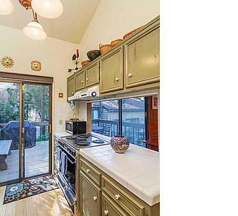 5th image of 27821 Peninsula Dr #329