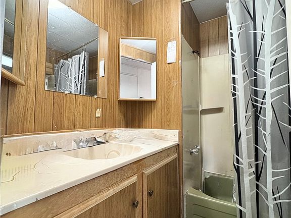 5th image of 14411 Palmdale Rd Space 1