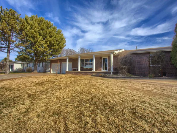 3306 Lincoln Dr, Hays, KS 67601