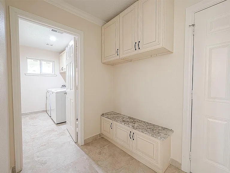 3019 Stoney Brook Dr — Photo 18