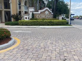 8800 NW 107th Ct