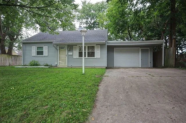 105 Winding Ln photo 1