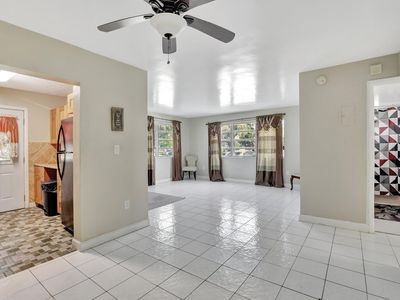 20310 NE 2nd Avenue #17, Miami Gardens, FL, 33179
