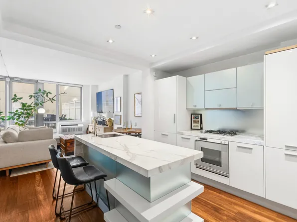 444 West 19th Street image 1 of 7