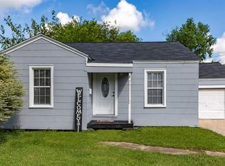 2220 Avenue A, Nederland, TX 77627
