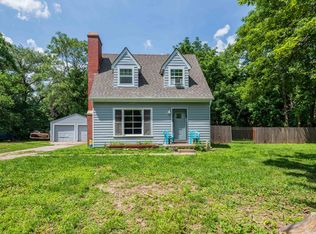 926 W 52nd St N, Wichita, KS 67204