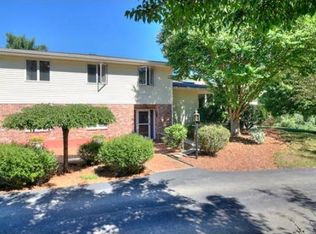 162 Brady Ave, Salem, NH 03079