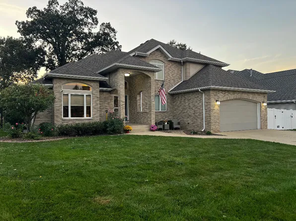 2914 Morningside Dr, Crown Point, IN 46307