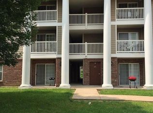 660 Materdie Ln APT 101, Florissant, MO