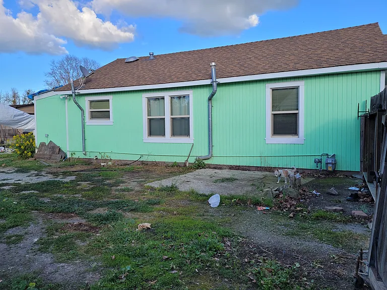 152 Vine St — Photo 2