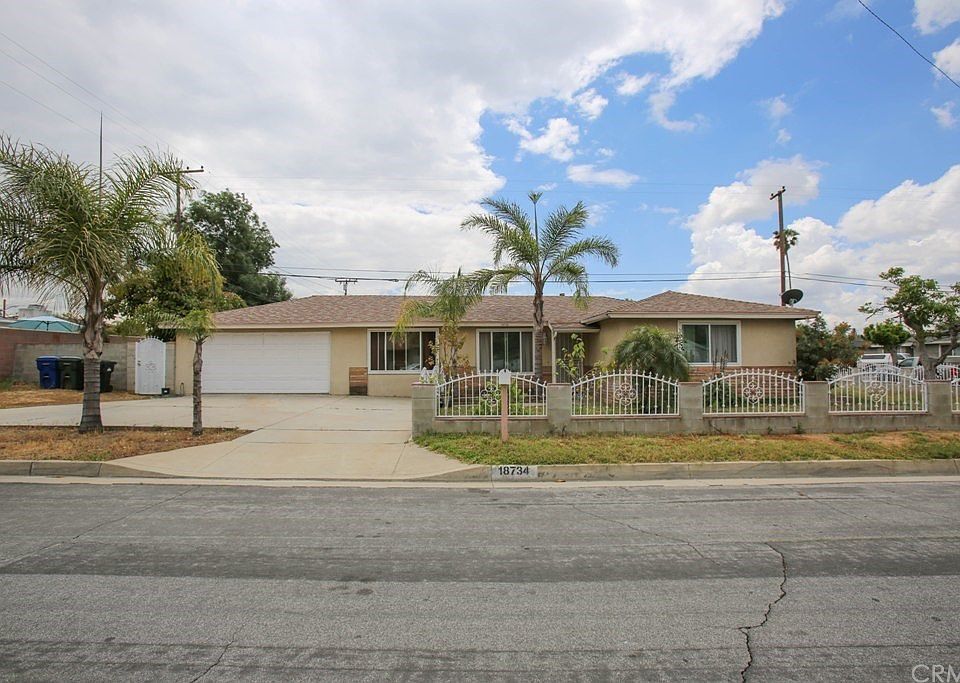 1st image of 18734 E Glenlyn Dr
