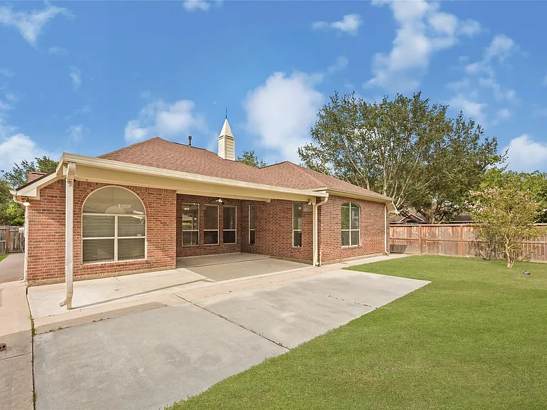 17703 Riata Lake Dr — Photo 25