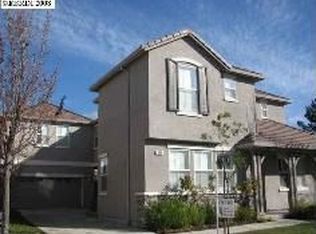 566 Dutch Elm Dr, Hercules, CA 94547