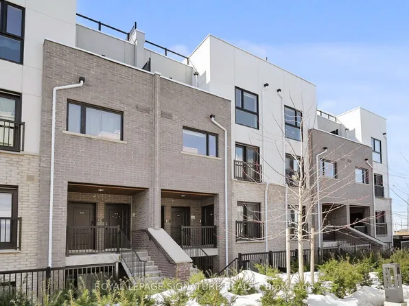 349 Wheat Boom Dr #310, Oakville, ON L6H 7X5