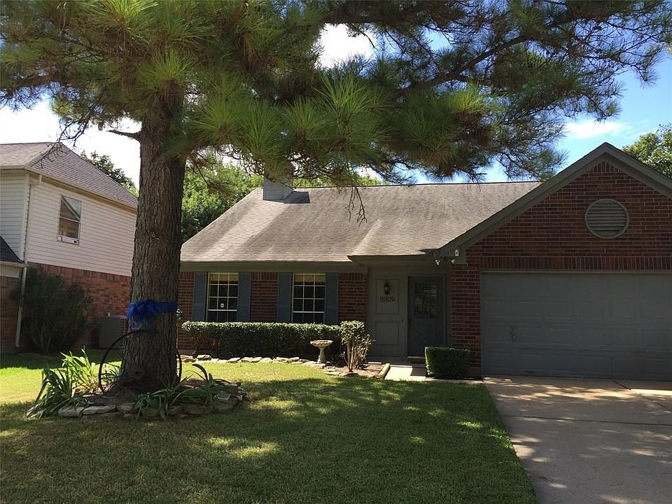 1st image of 18819 Appletree Hill Ln