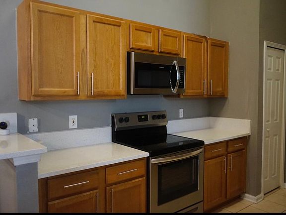 3rd image of 1466 Manotak Point Dr
