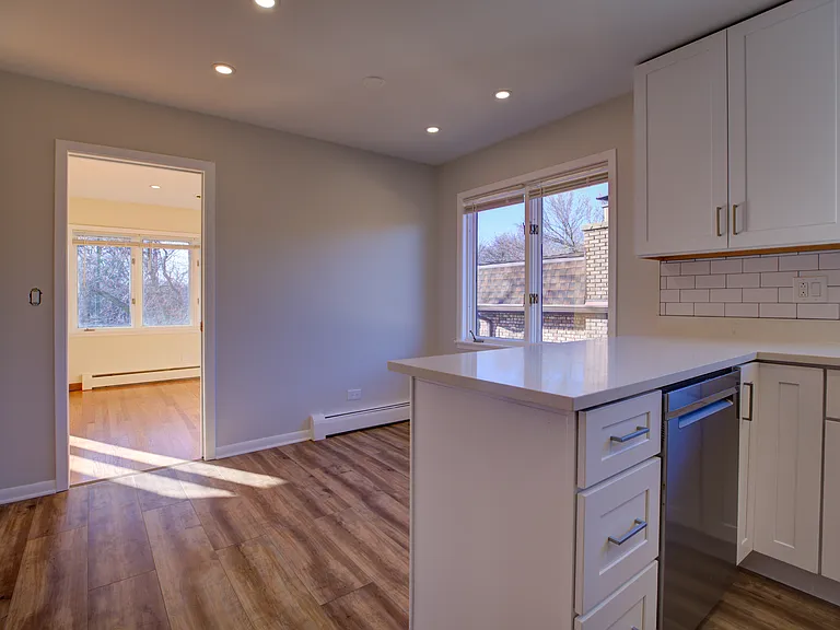 5715 N Cicero Ave #2 — Photo 3