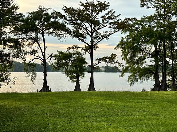 3rd image of 130 Botany Bay Rd