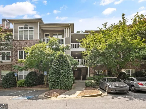 2700 Pine Tree Rd NE Unit 2305, Atlanta, GA 30324