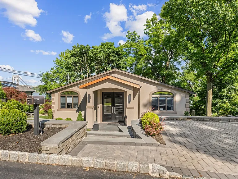 31 Colony Rd — Photo 40