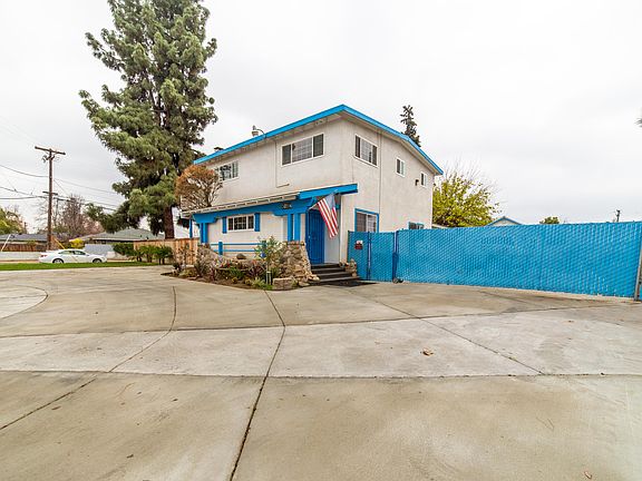 4th image of 5094 E Tulare Avenue