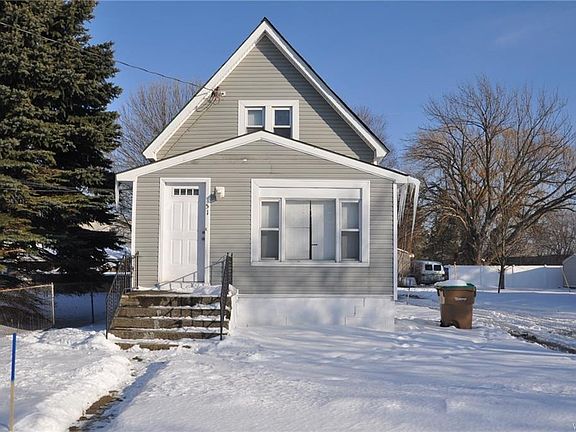 2nd image of 51 Garland Ave
