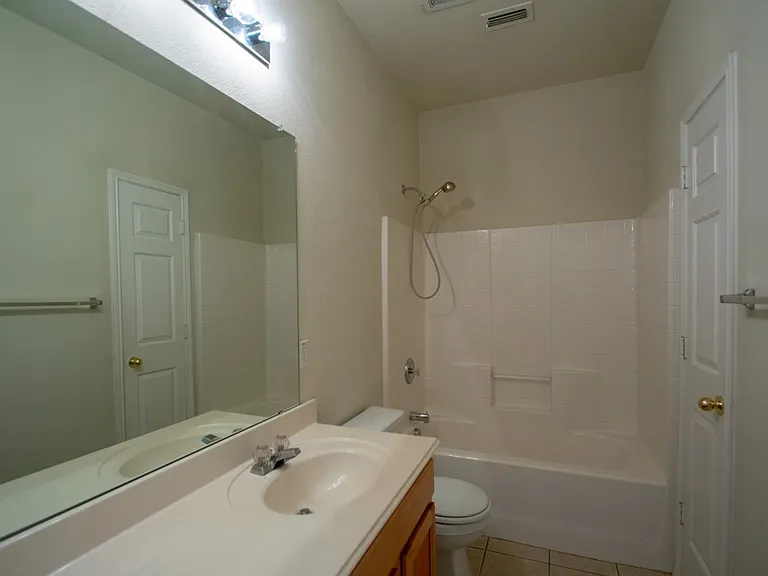 3725 Sapphire St — Photo 19