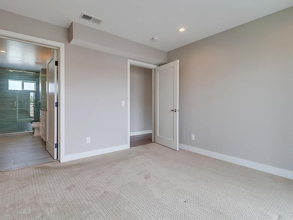 3rd image of 4589 Gila Ave #1