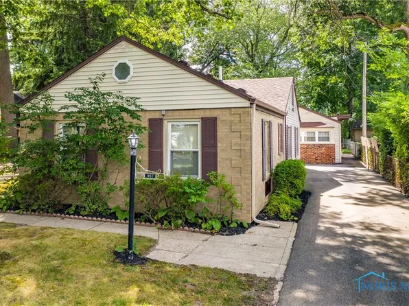 1867 Atwood Rd, Toledo, OH 43615