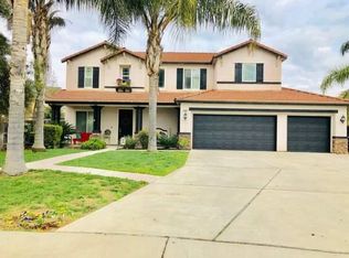2858 15th Ct, Kingsburg, CA 93631