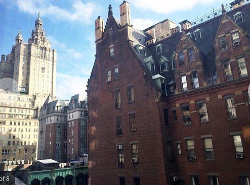 3rd image of 15 W 72nd St APT 10G