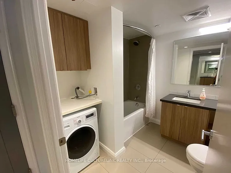 155 Yorkville Ave #2010 — Photo 10