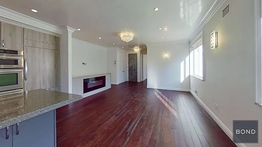 19-24 22nd Drive — Photo 3