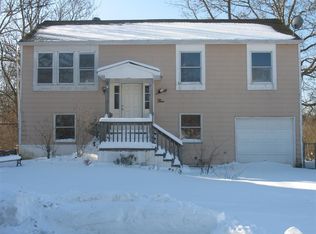 5 Buoy Ct, Barnegat, NJ 08005