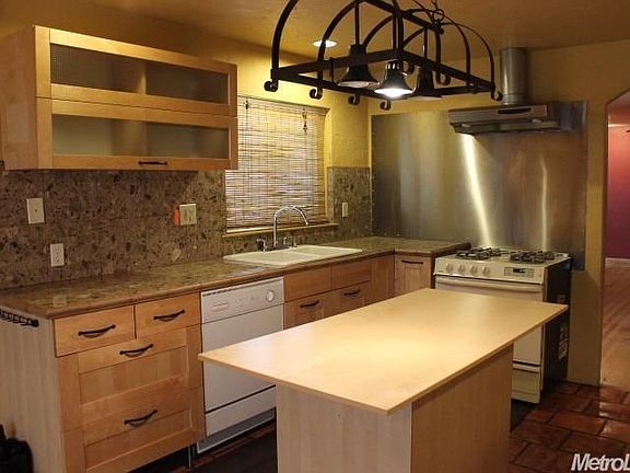 3rd image of 4313 Bishop Way