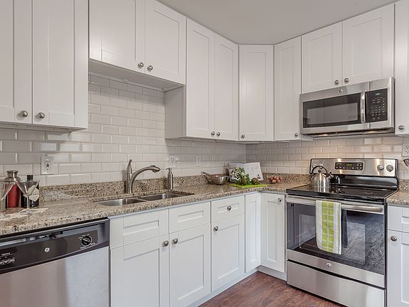 4th image of 8506 Huntley Ave