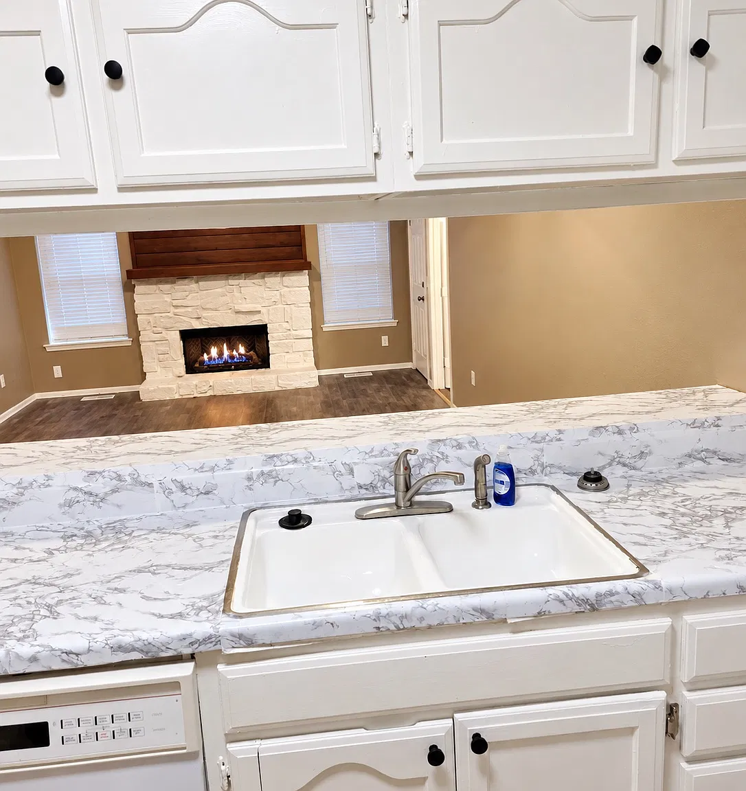 3 bed, 1235 sqft, $1,600 — Photo 1