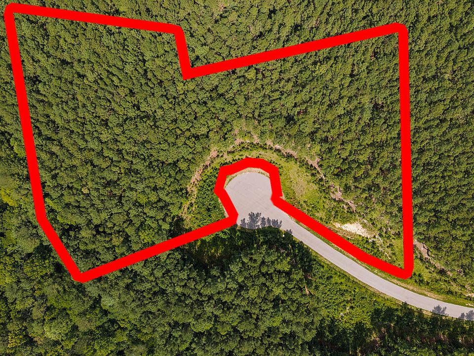 1st image of 586 Anneliis Ln #64