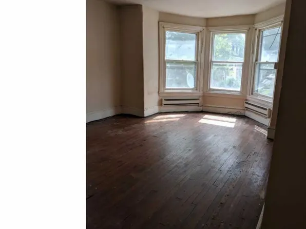 539 Brinton St, Philadelphia, PA 19144