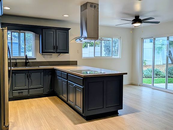 4th image of 3750 Yvette Way