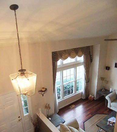 4th image of 14365 Nandina Ct