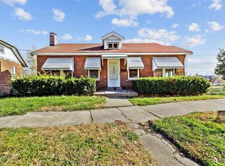 8450 Concord Pl, Saint Louis, MO