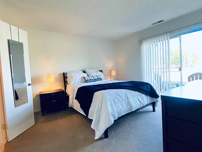 2 bed model - master
