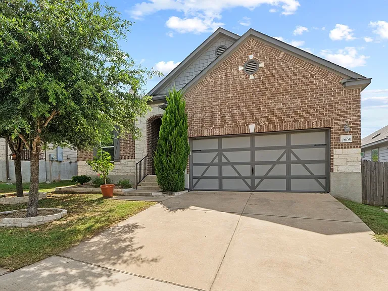 7805 Peccary Dr — Photo 1