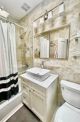 Rented by Voro, LLC | media 20