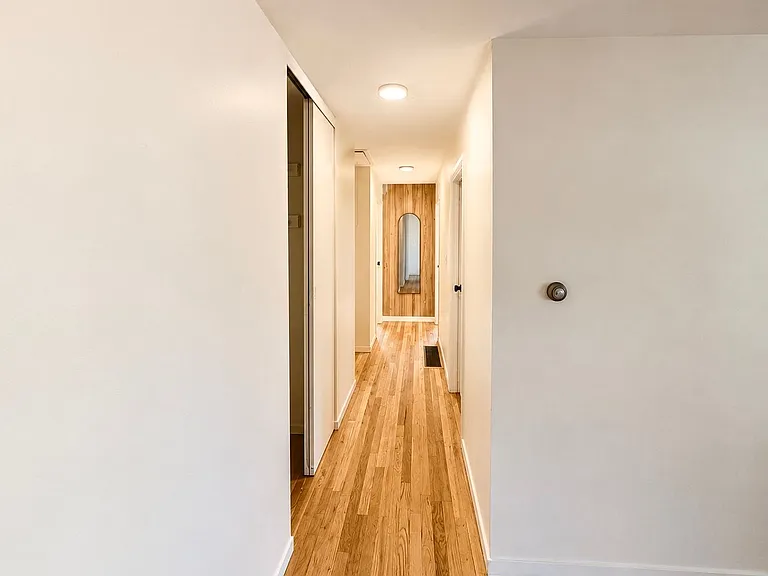 6431 Anderegg Dr — Photo 8