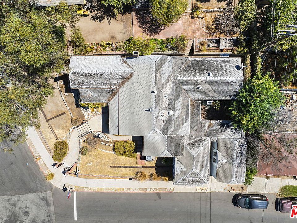 2nd image of 4890 Floristan Ave