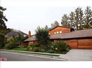 3146 Arrowhead Dr, Los Angeles, CA 90068