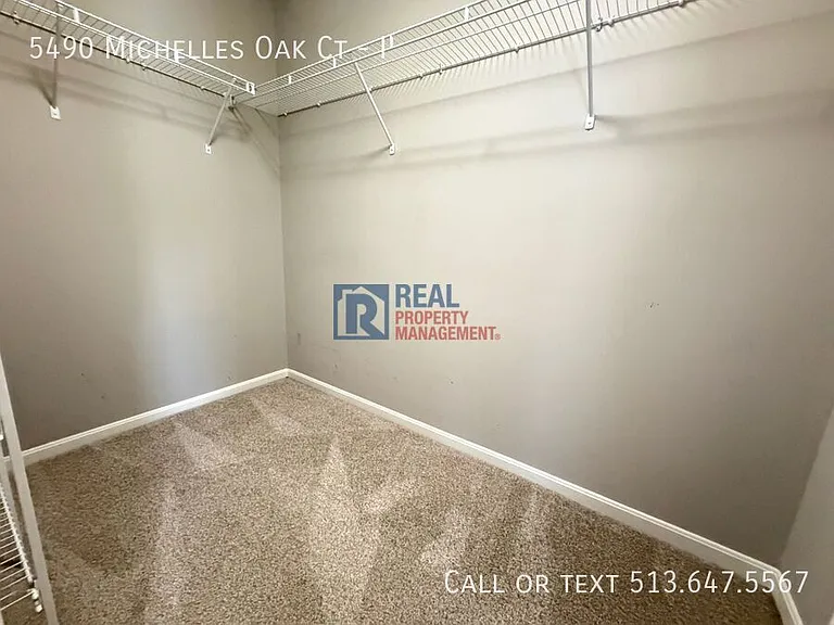5490 Michelles Oak Ct #I — Photo 11